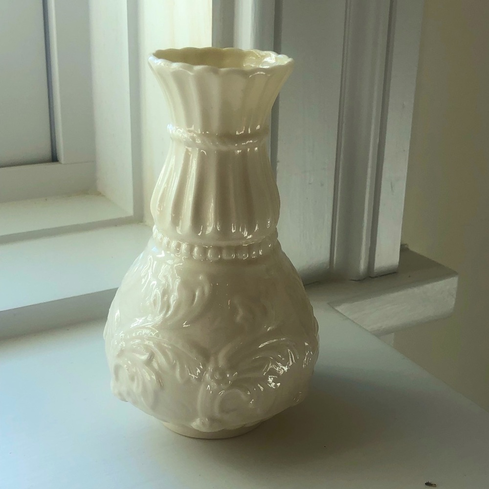 Vintage Belleek 5” Vase with scrolling leaves fluting and beads #0857  Ireland